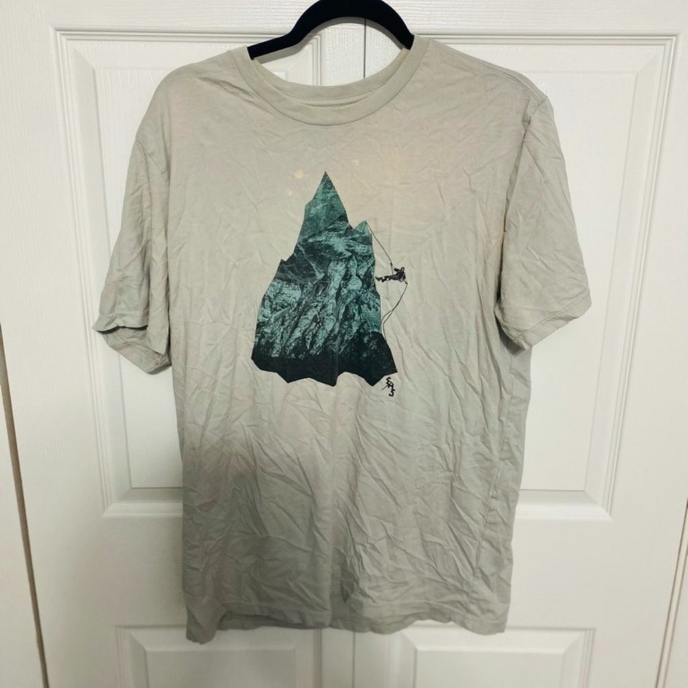 NWOT - Eastern Mountain Sports T Shirt - Mens L